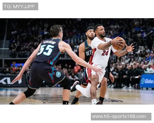 热火战胜雷霆鲍威尔称赞团队文化凝聚力与全员贡献