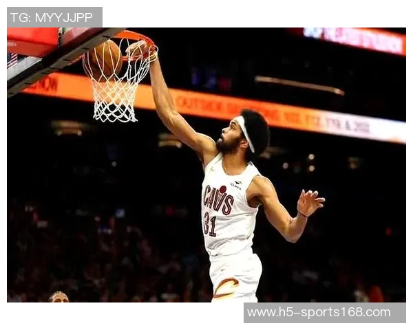 骑士双枪梅里尔韦德上半场三分火力全开合力贡献25分7篮板